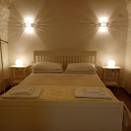 Studio Flat In White City Ostuni Exterior foto